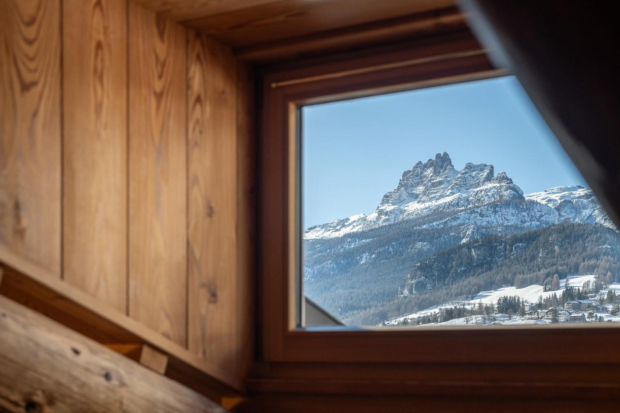 Cortina Lodge Кортина д'Ампецо Екстериор снимка