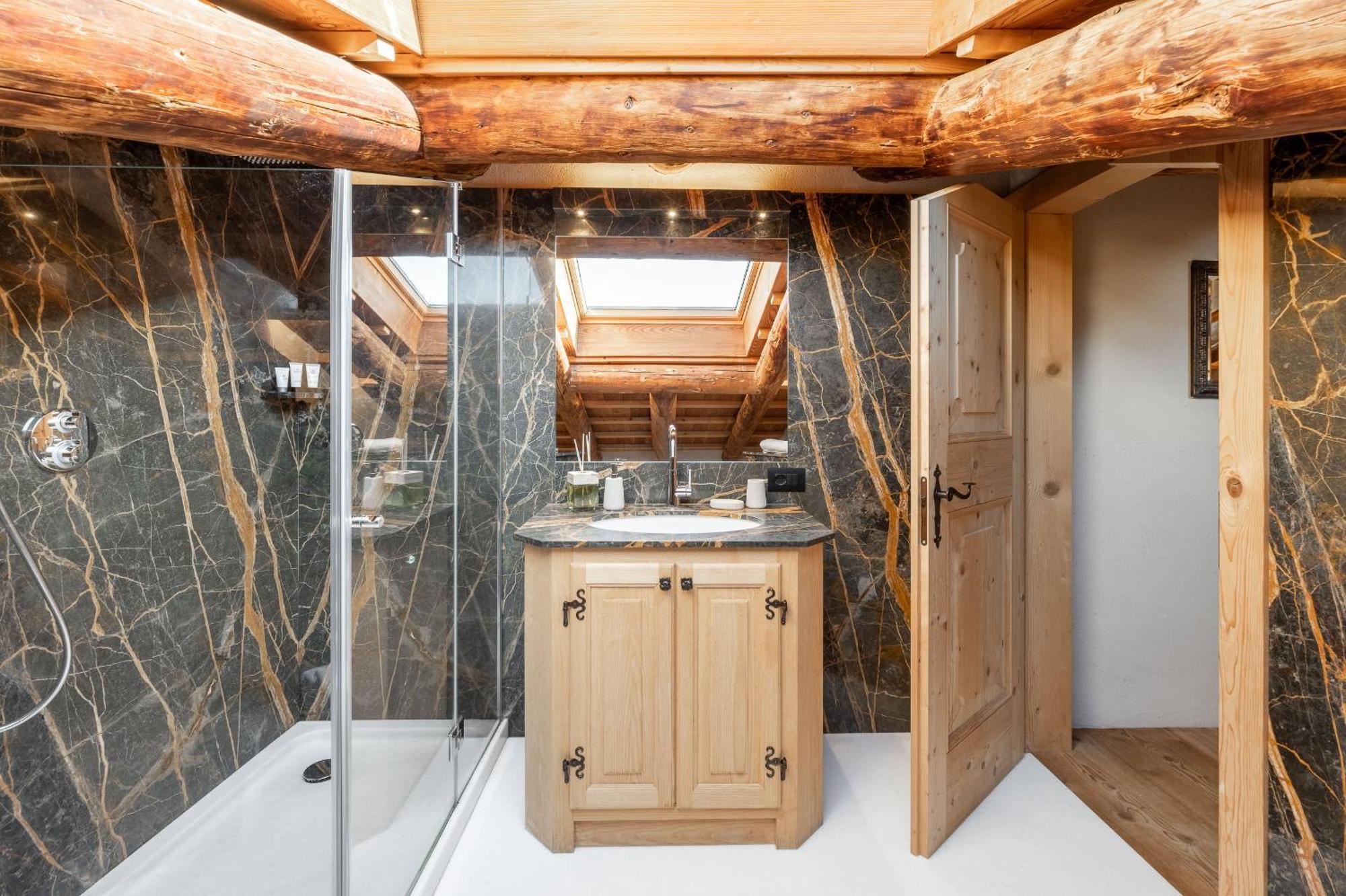 Cortina Lodge Кортина д'Ампецо Екстериор снимка